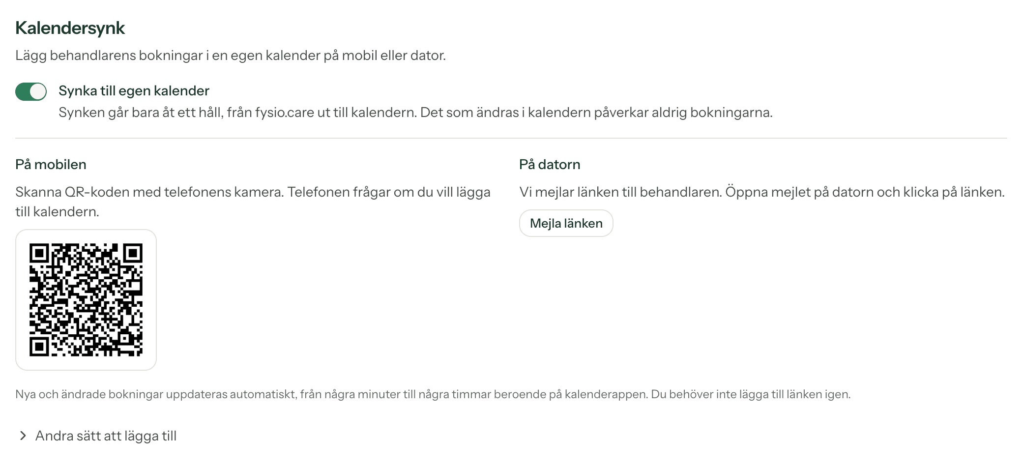Kalendersynk-panelen i behandlarens inställningar: reglaget Synka till egen kalender är påslaget. Under det står På mobilen med en QR-kod, och På datorn med knappen Mejla länken.